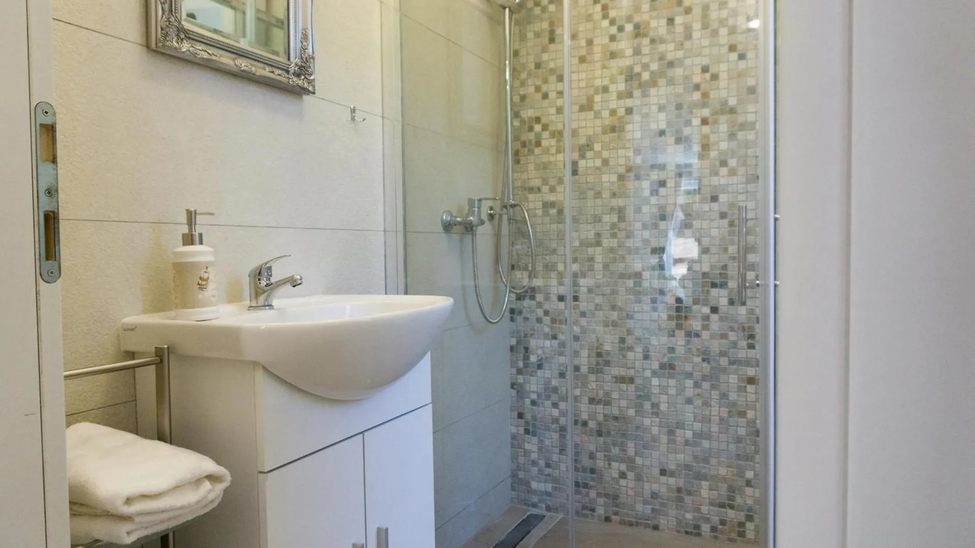 Villa Histria Relax For 8 People In Central Istria With Sea View And Children Playground Smoljanci 0*,  Croatia