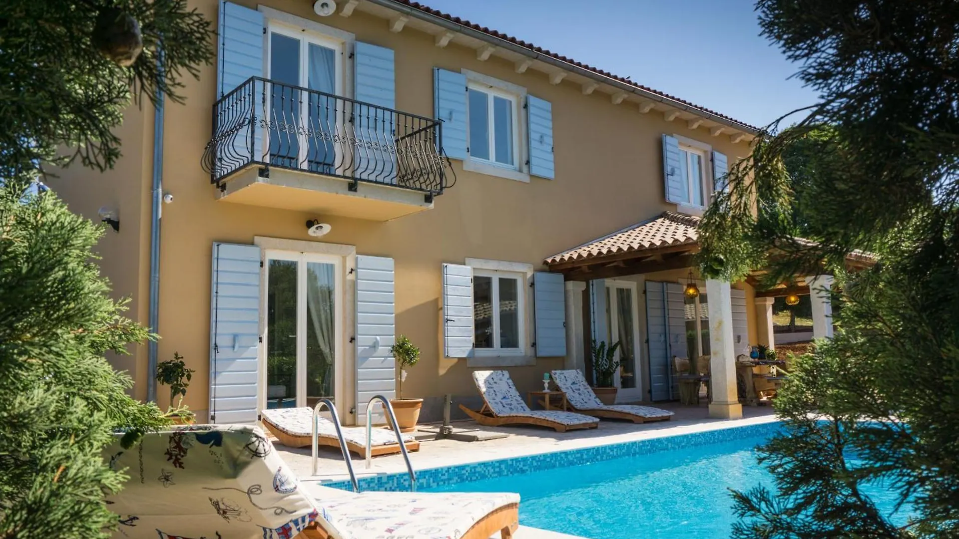 Villa Histria Relax For 8 People In Central Istria With Sea View And Children Playground Smoljanci