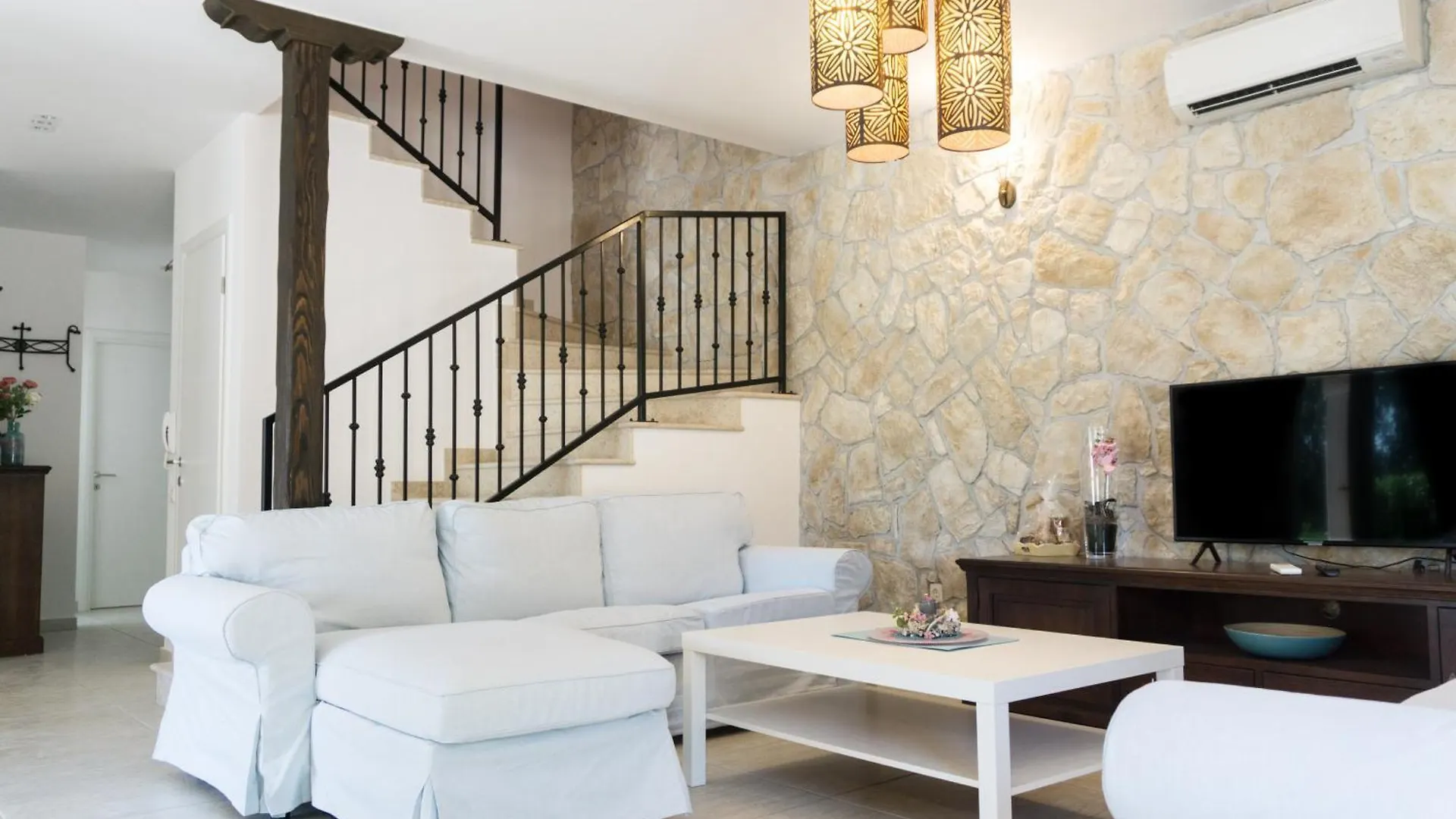 Villa Histria Relax For 8 People In Central Istria With Sea View And Children Playground Smoljanci