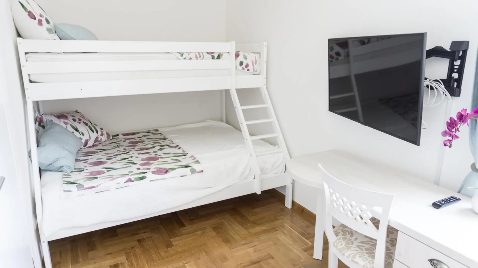 Villa Histria Relax For 8 People In Central Istria With Sea View And Children Playground Smoljanci