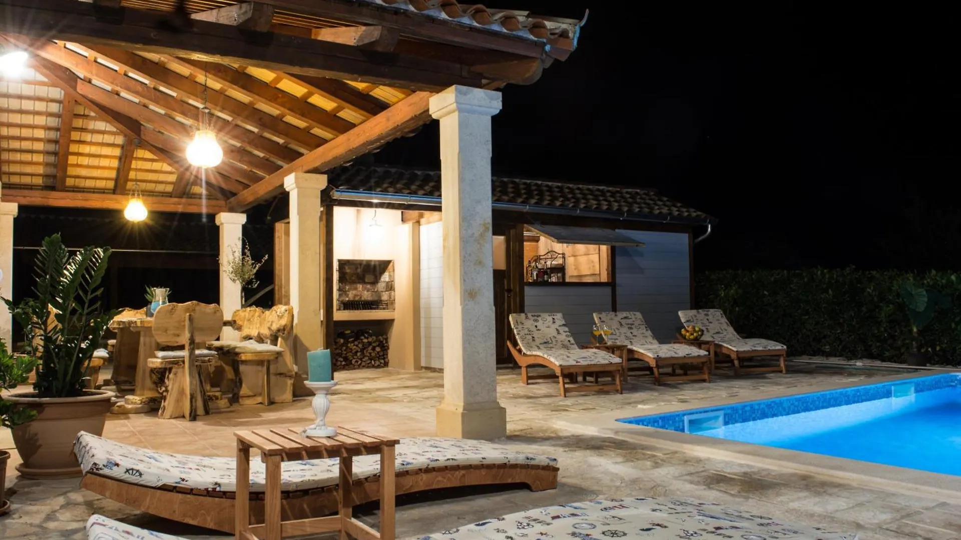 Villa Histria Relax For 8 People In Central Istria With Sea View And Children Playground Smoljanci