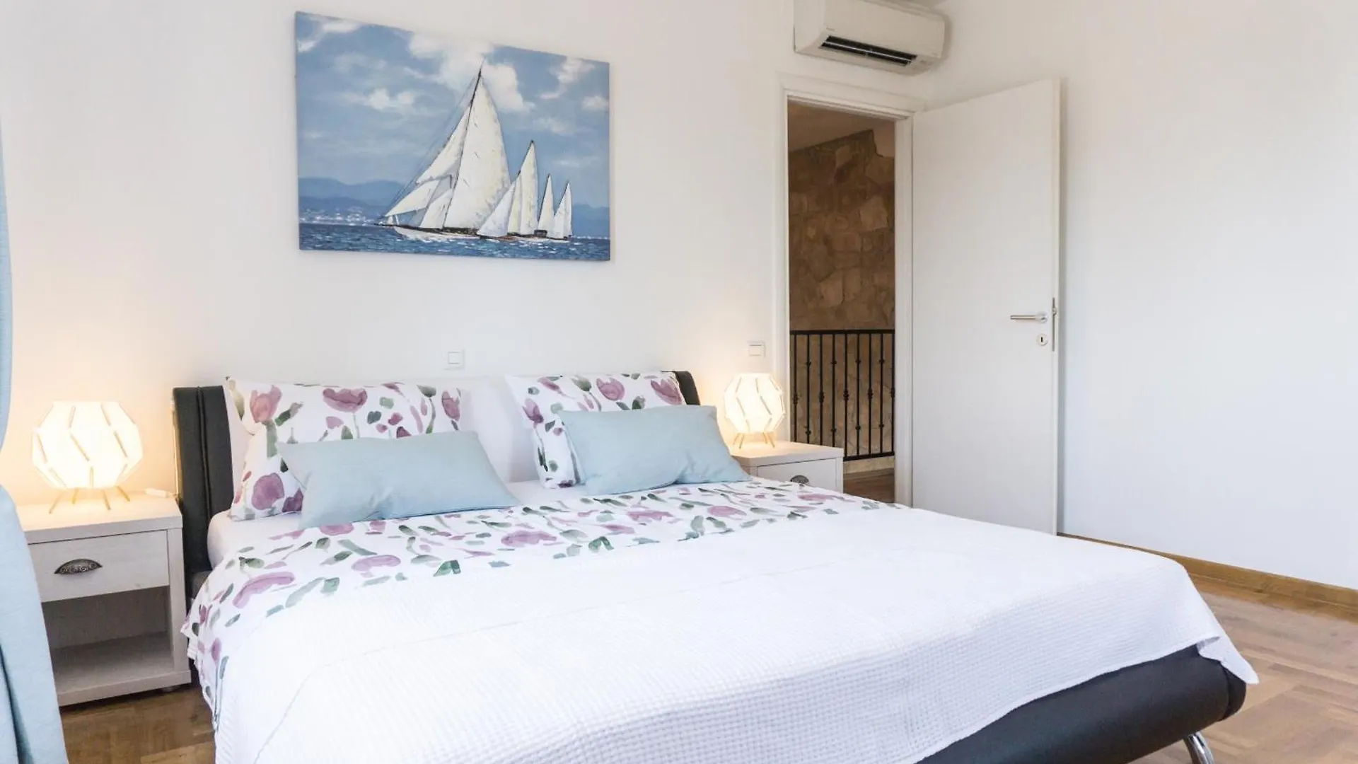 Villa Histria Relax For 8 People In Central Istria With Sea View And Children Playground Smoljanci 0*,